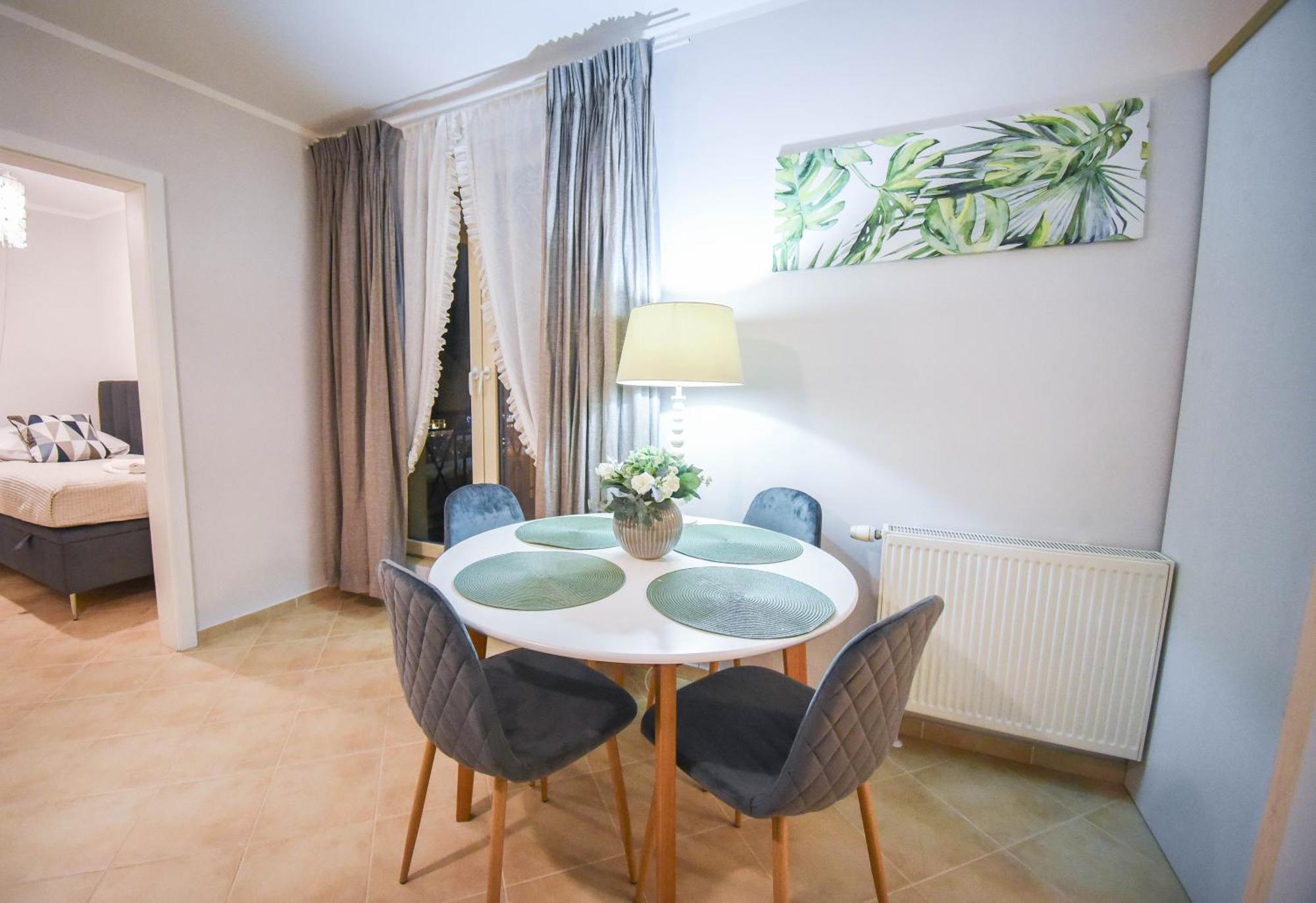 Przy Promenadzie - 2 Sypialnie & Parking - Uzdrowiskowa 12-14 - Na Wyspie Apartament *